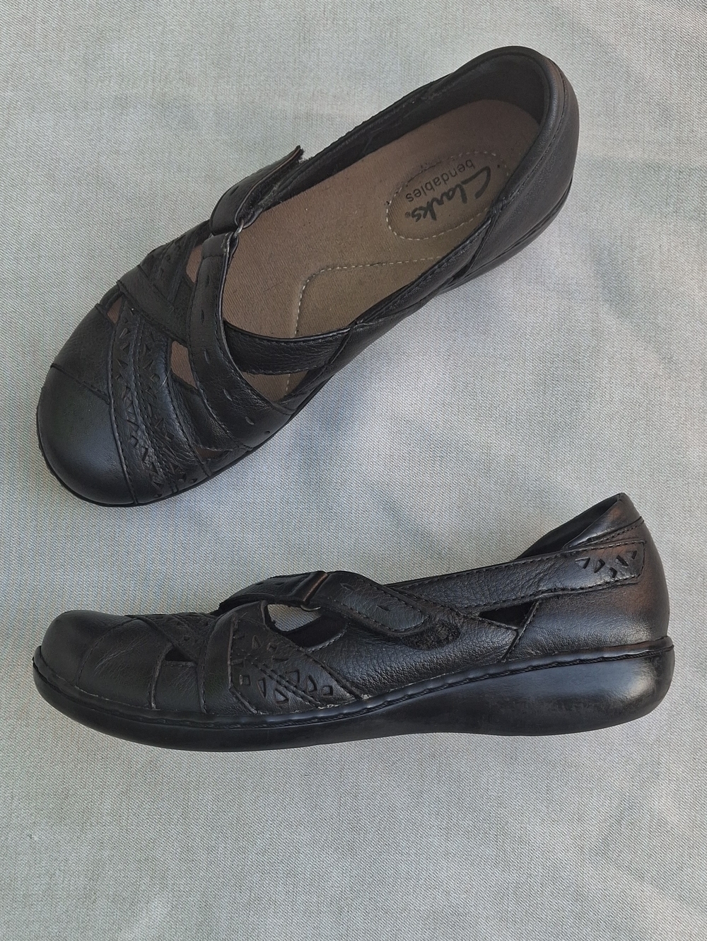 Clarks Bendables Black Leather Comfort Flats/Mary Janes - Size 7M